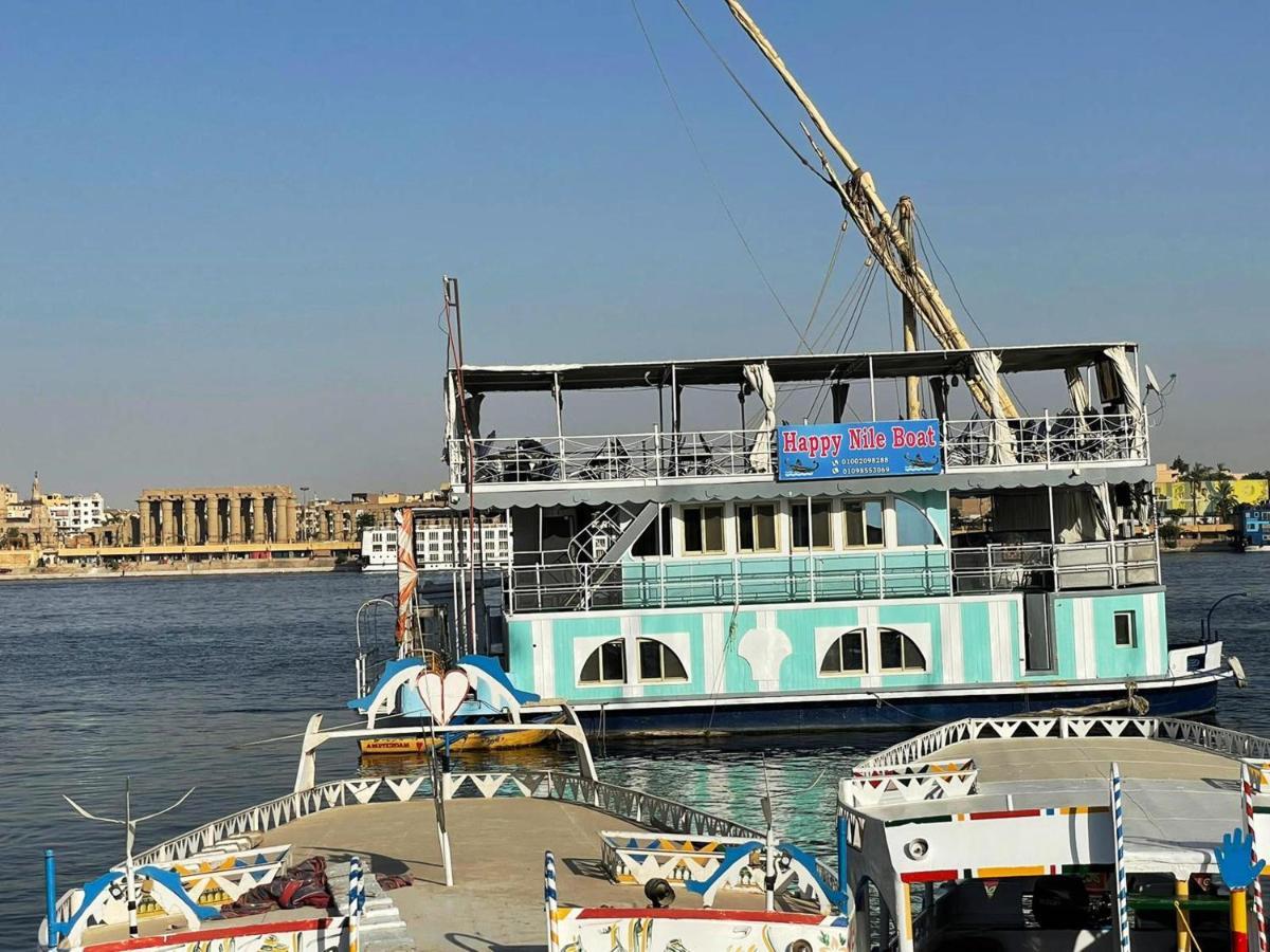 Floating Hotel- Happy Nile Boat ลักซอร์ ภายนอก รูปภาพ