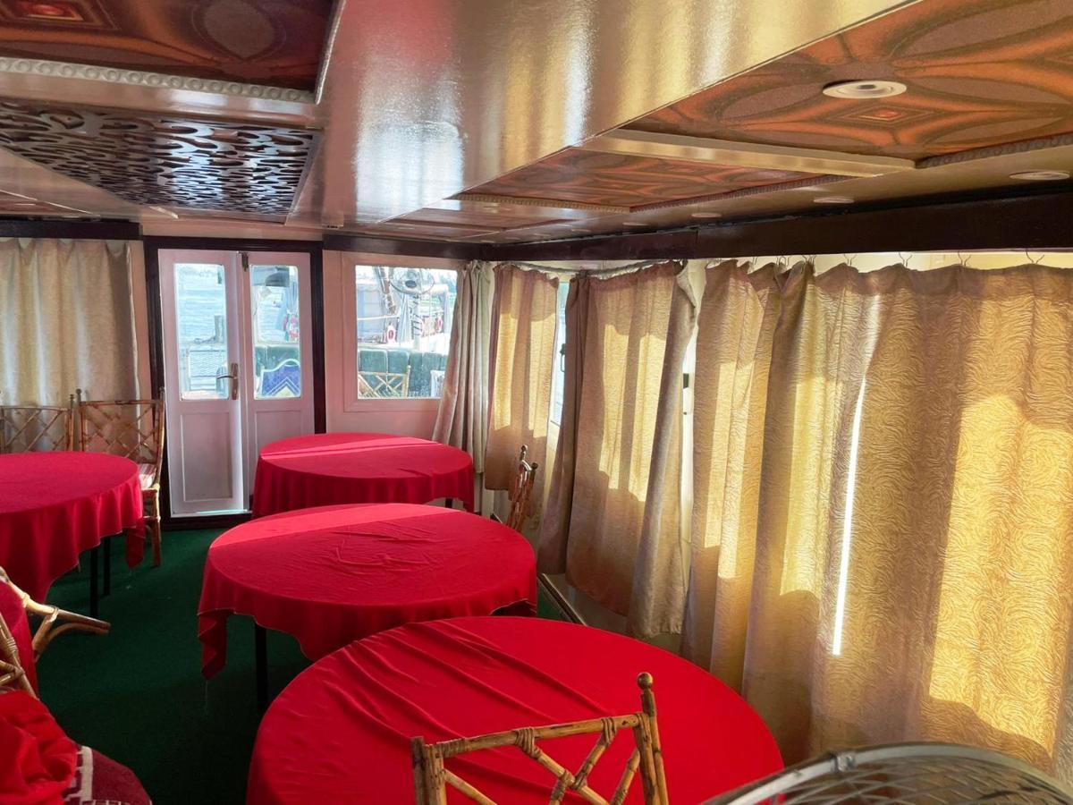 Floating Hotel- Happy Nile Boat ลักซอร์ ภายนอก รูปภาพ