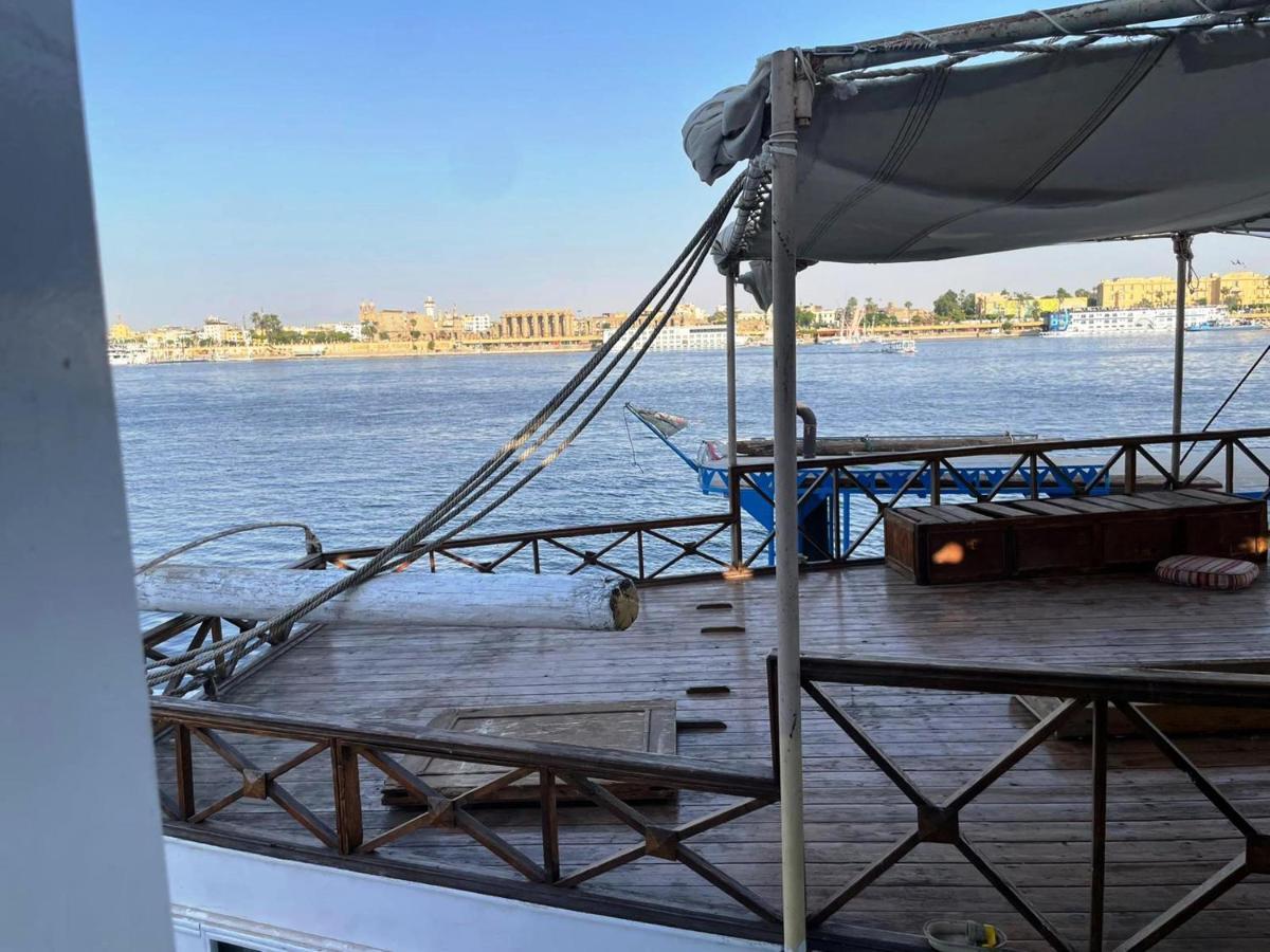 Floating Hotel- Happy Nile Boat ลักซอร์ ภายนอก รูปภาพ
