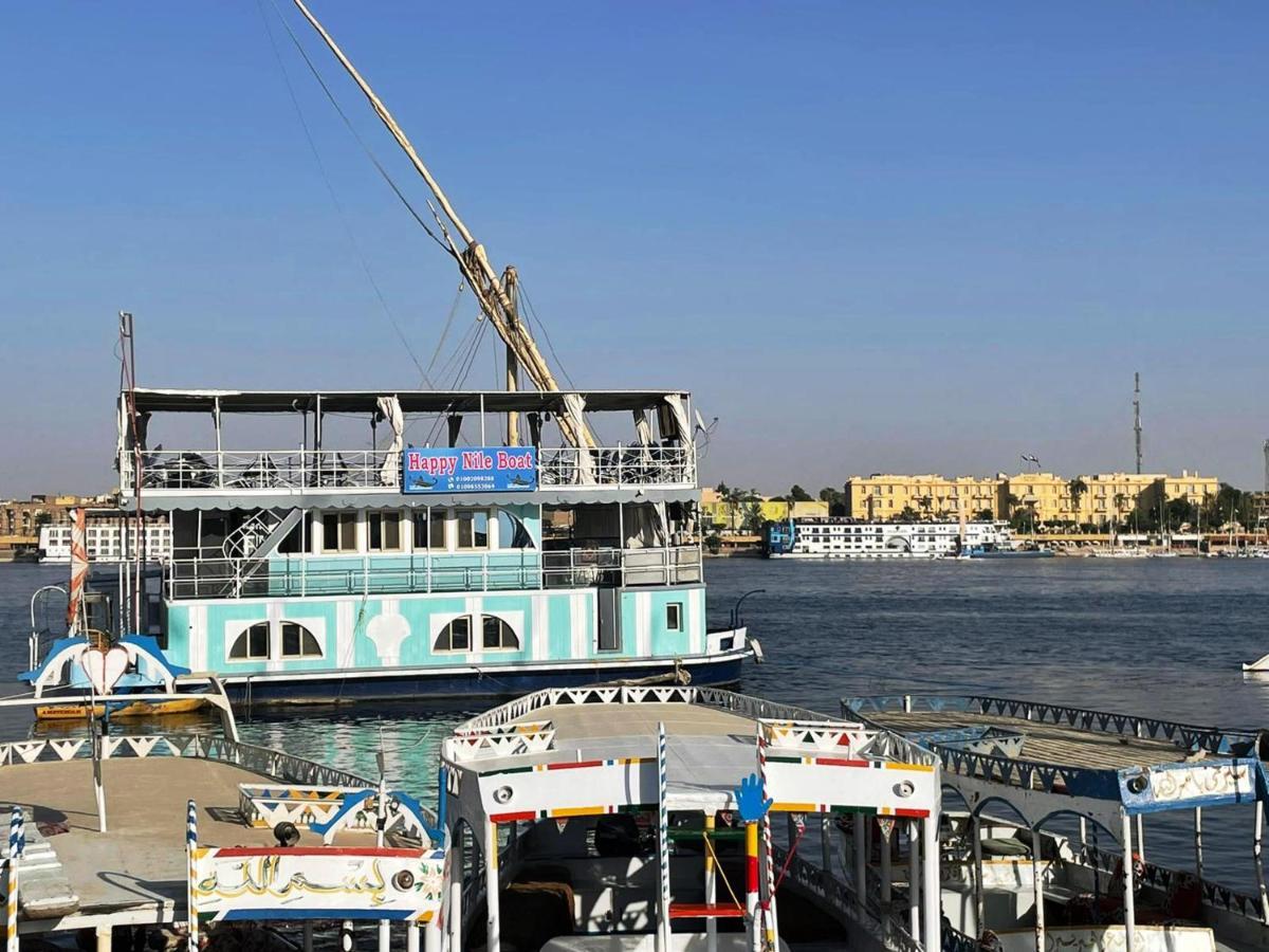 Floating Hotel- Happy Nile Boat ลักซอร์ ภายนอก รูปภาพ